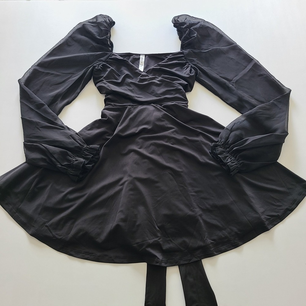 Lucy‎ In The Sky Wrap Dress Medium Black Lexi Ruffle Balloon Sleeve Cocktail